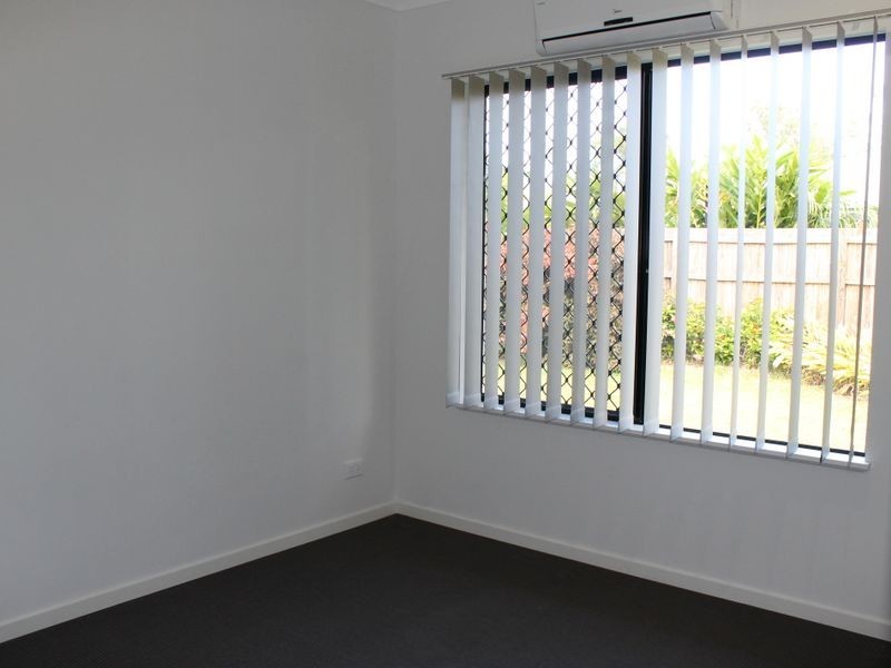 4 Eclipse Street, Trinity Beach QLD 4879