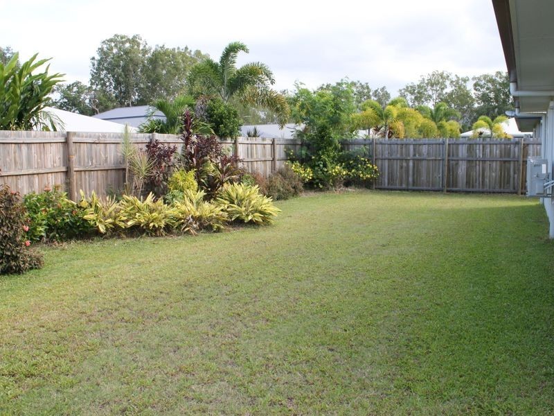 4 Eclipse Street, Trinity Beach QLD 4879