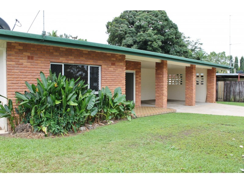 45 Yurongi Street, Caravonica QLD 4878