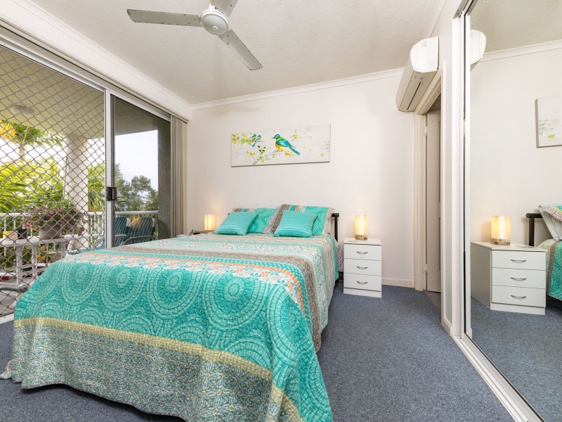 2/40 Moore Street, Trinity Beach QLD 4879