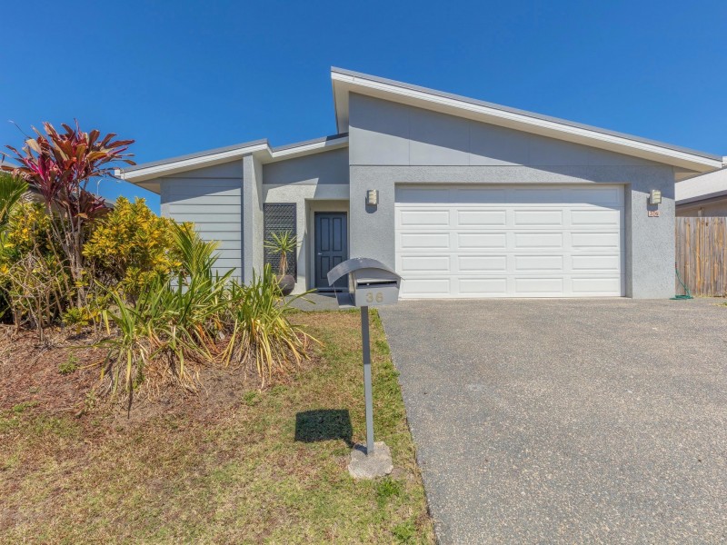 36 Quarterdeck Street, Trinity Beach QLD 4879