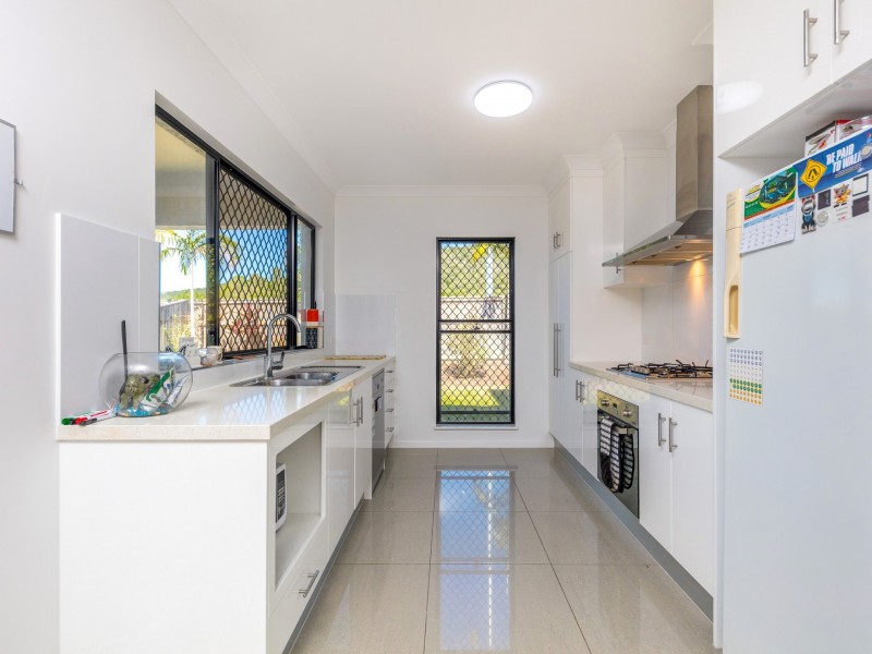 36 Quarterdeck Street, Trinity Beach QLD 4879