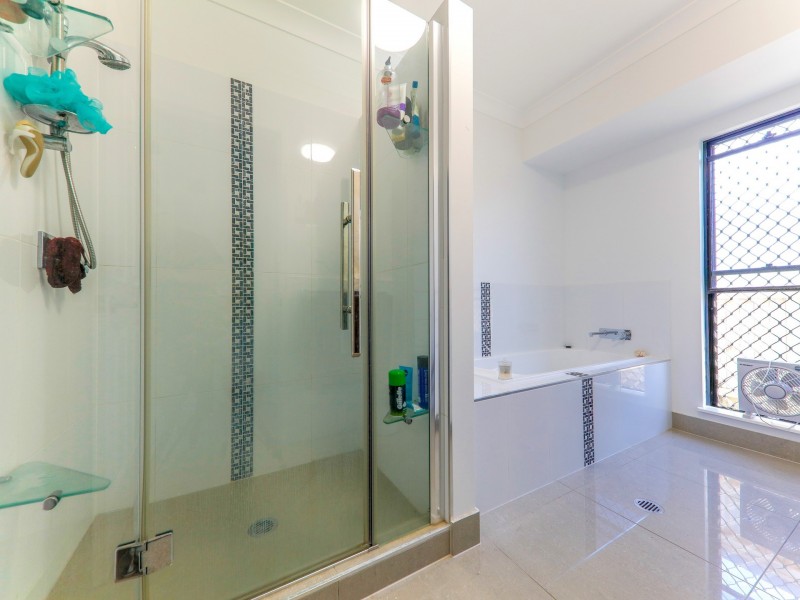 36 Quarterdeck Street, Trinity Beach QLD 4879