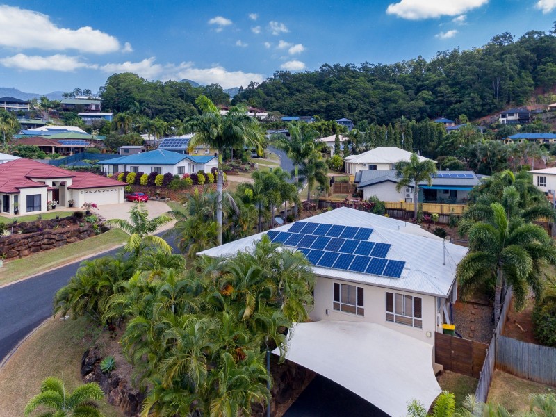 1 Araminta Street, Bentley Park QLD 4869