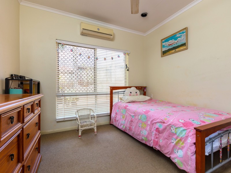 1 Araminta Street, Bentley Park QLD 4869