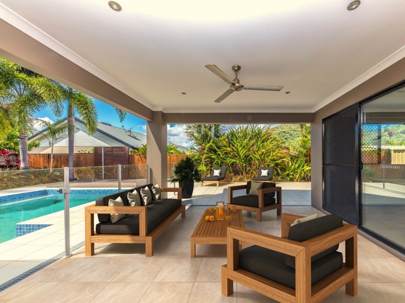 5 Bushlark Place, Smithfield QLD 4878