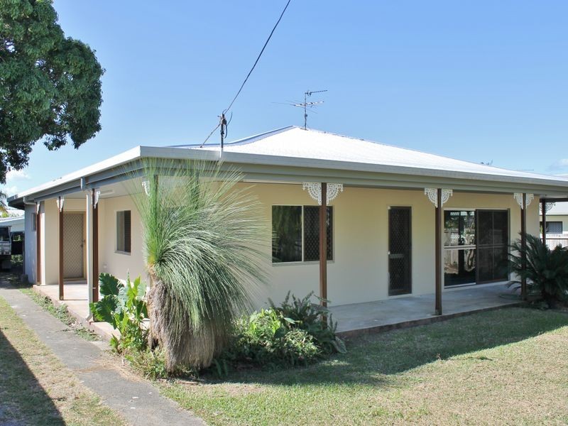 70 Veivers Rd, Palm Cove QLD 4879