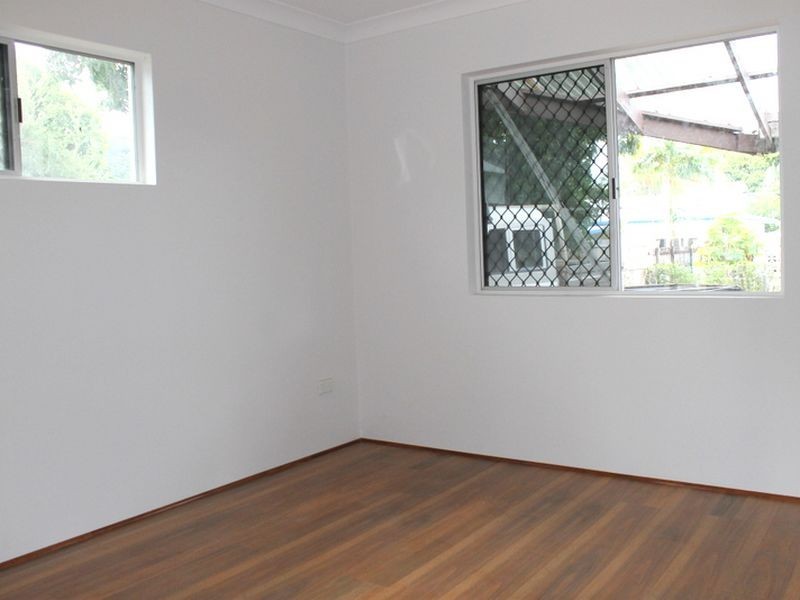 70 Veivers Rd, Palm Cove QLD 4879