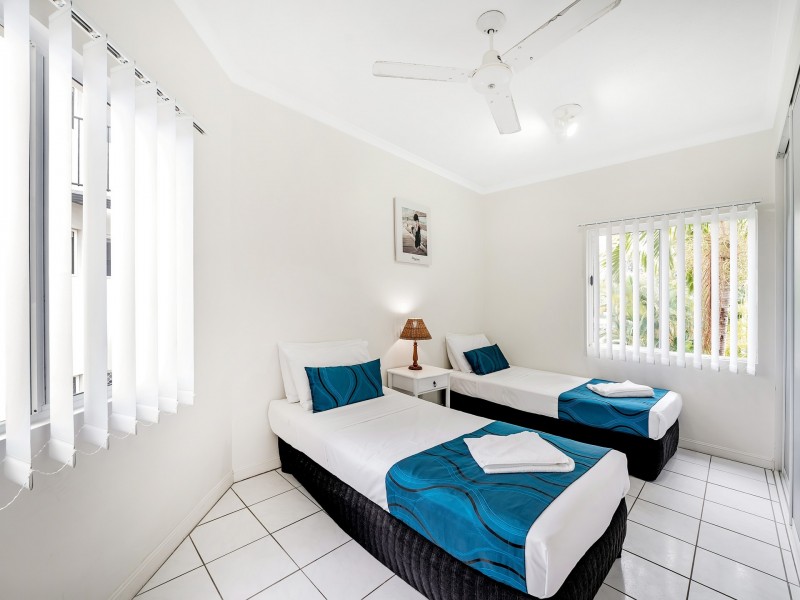 4/40 Moore Street, Trinity Beach QLD 4879