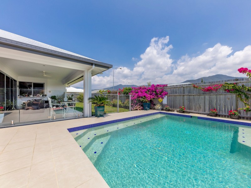 9 Munburra Parade, Smithfield QLD 4878