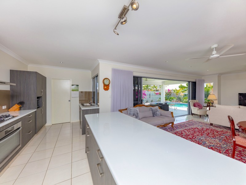 9 Munburra Parade, Smithfield QLD 4878