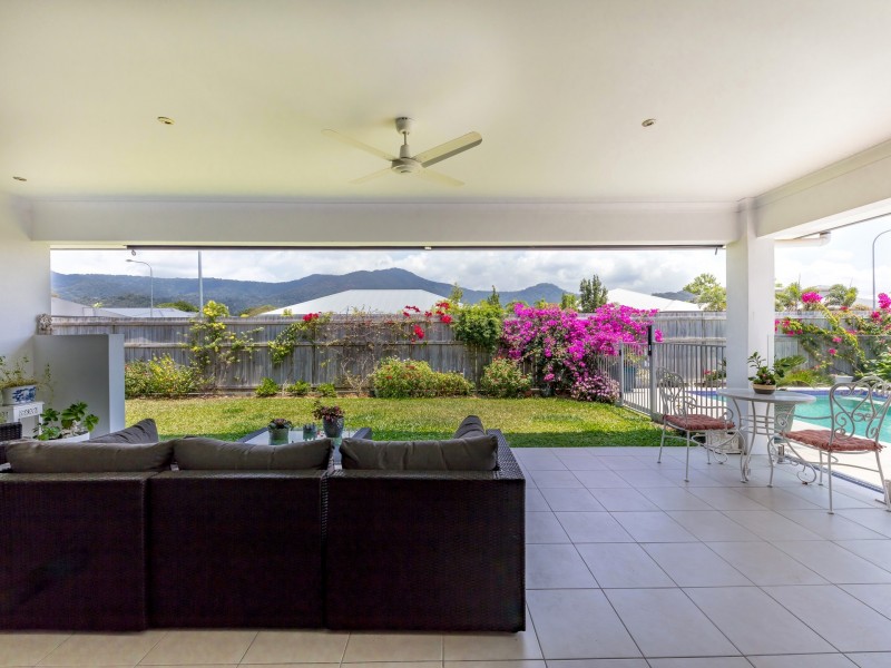 9 Munburra Parade, Smithfield QLD 4878