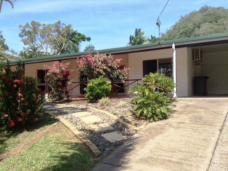 9 TALASEA STREET, Trinity Beach QLD 4879