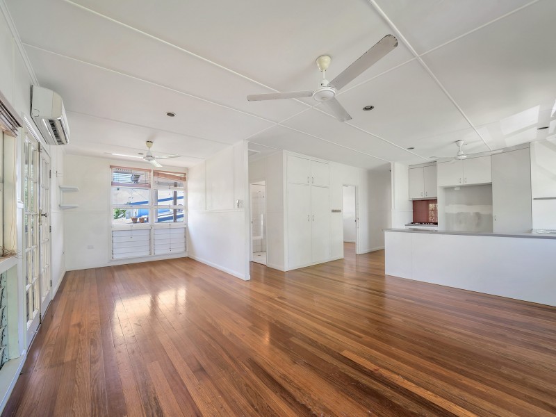 72 Boland Street, Westcourt QLD 4870