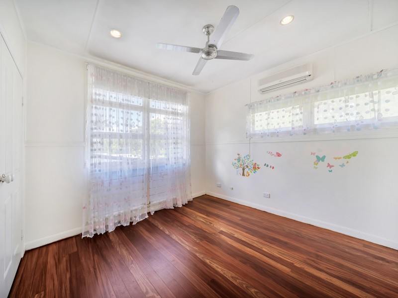 72 Boland Street, Westcourt QLD 4870