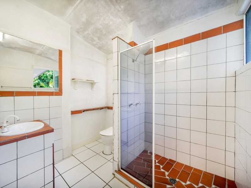 72 Boland Street, Westcourt QLD 4870