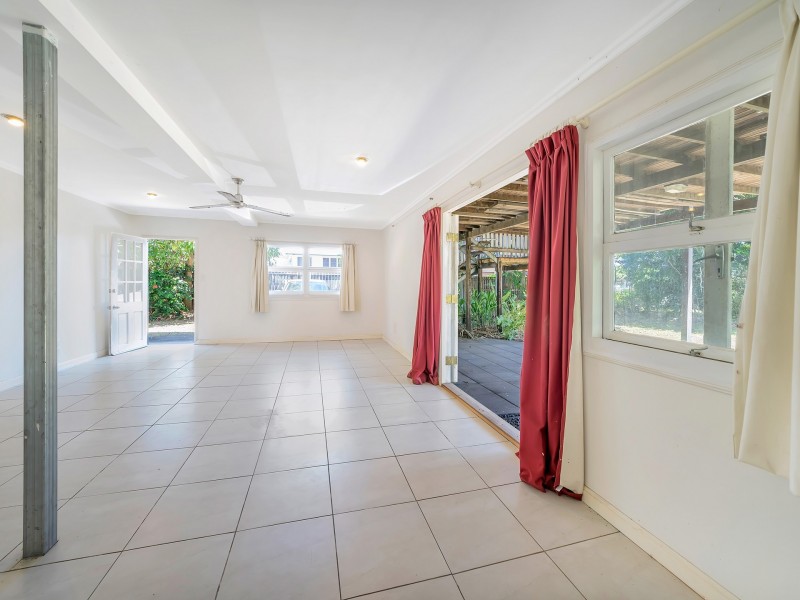 72 Boland Street, Westcourt QLD 4870