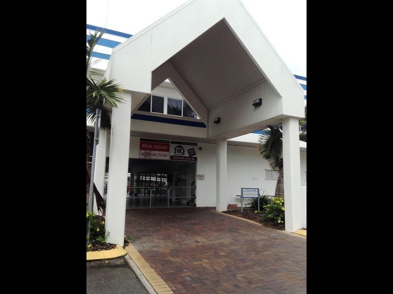 Shop 28 Campus Shopping Centre, Smithfield QLD 4878