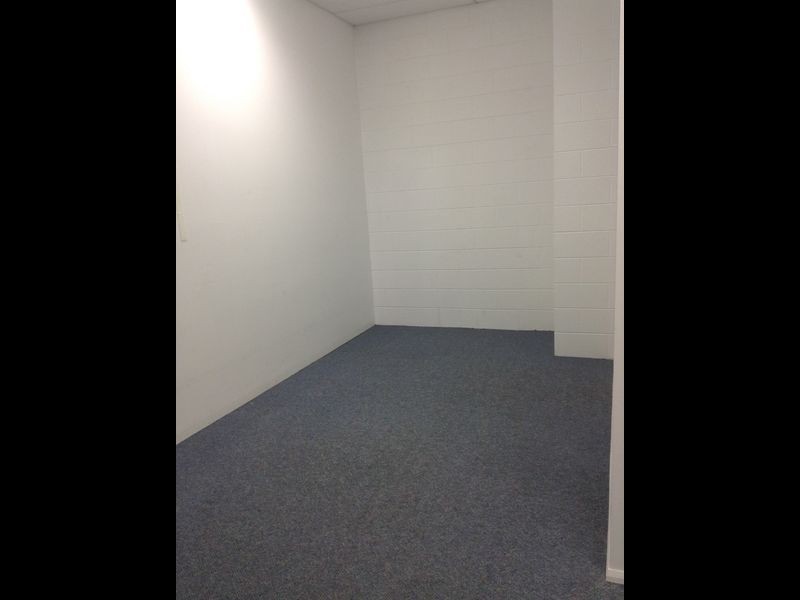 Shop 28 Campus Shopping Centre, Smithfield QLD 4878