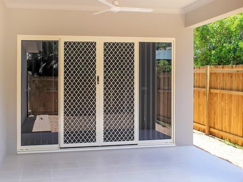 21A Palmetto Street, Palm Cove QLD 4879