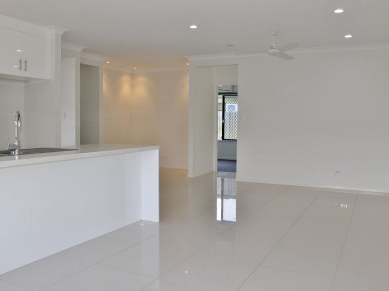 6 Tidal Court, Kewarra Beach QLD 4879