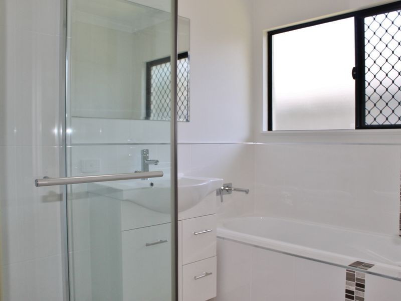6 Tidal Court, Kewarra Beach QLD 4879