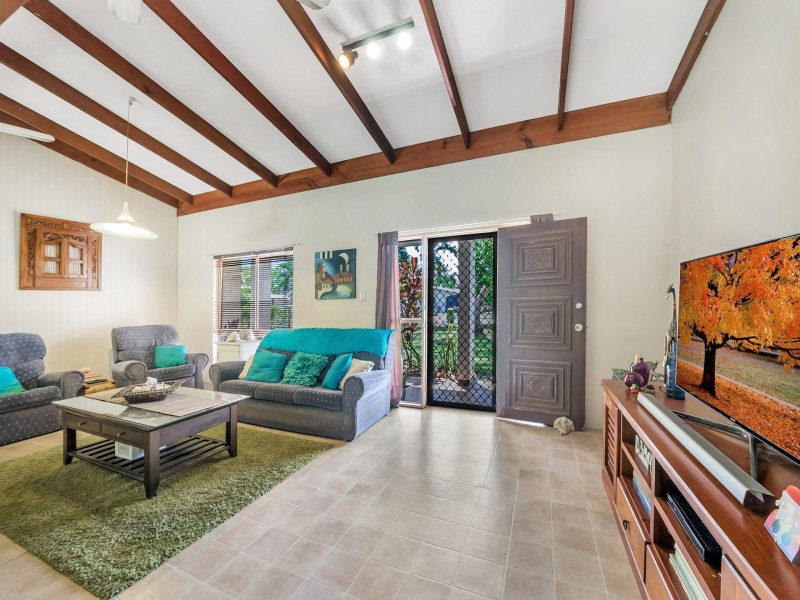 16 Connemara Close, Trinity Beach QLD 4879