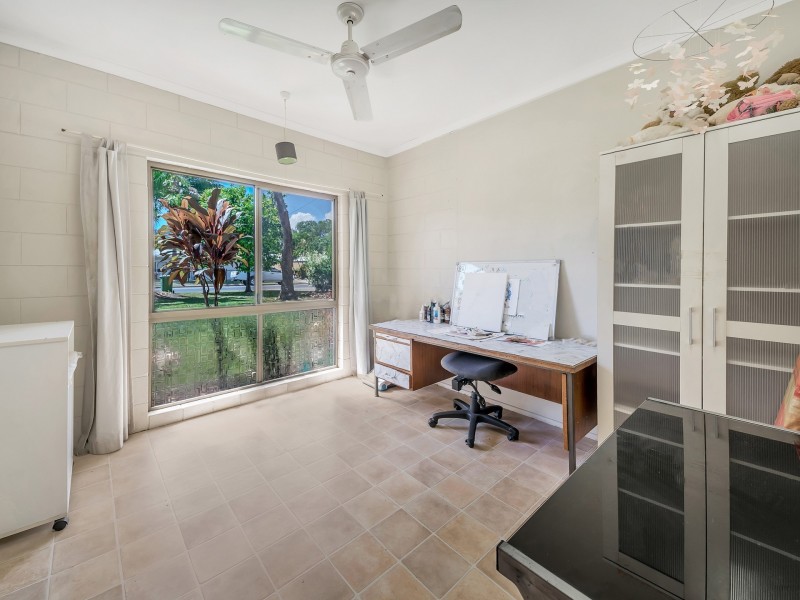16 Connemara Close, Trinity Beach QLD 4879