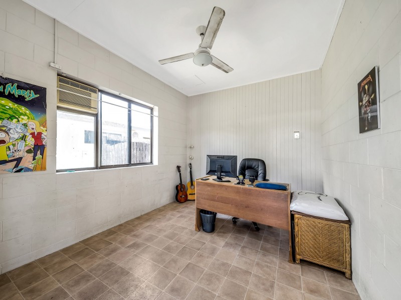 16 Connemara Close, Trinity Beach QLD 4879