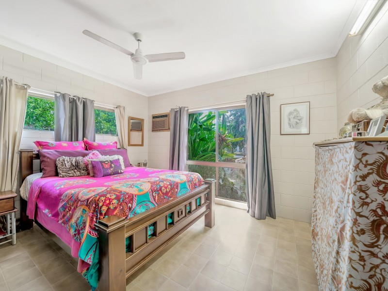 16 Connemara Close, Trinity Beach QLD 4879