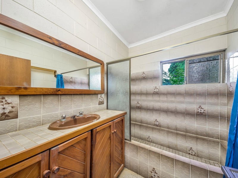 16 Connemara Close, Trinity Beach QLD 4879