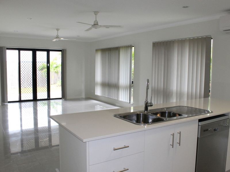 12 Chandos Brace, Trinity Park QLD 4879