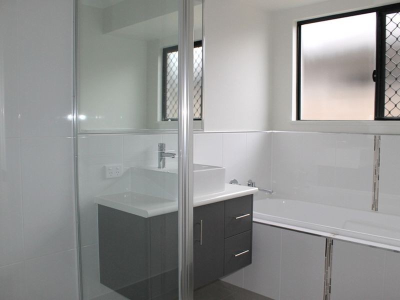 12 Chandos Brace, Trinity Park QLD 4879