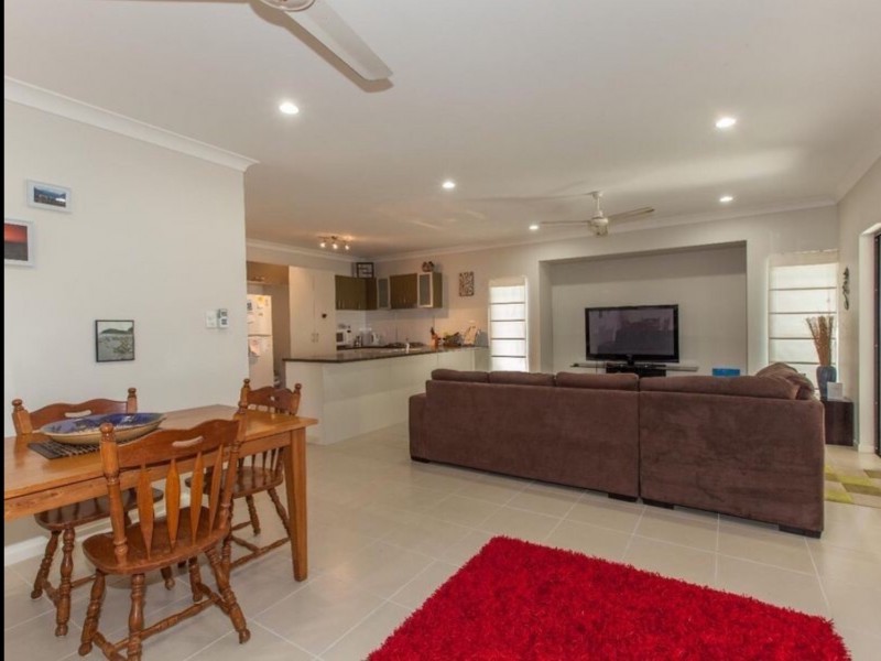 21 Hatch Close, Trinity Beach QLD 4879