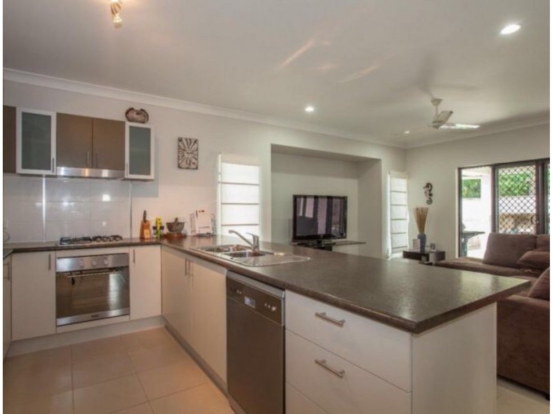 21 Hatch Close, Trinity Beach QLD 4879