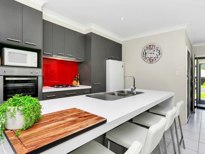 82 Xavier Herbert Drive, Redlynch QLD 4870