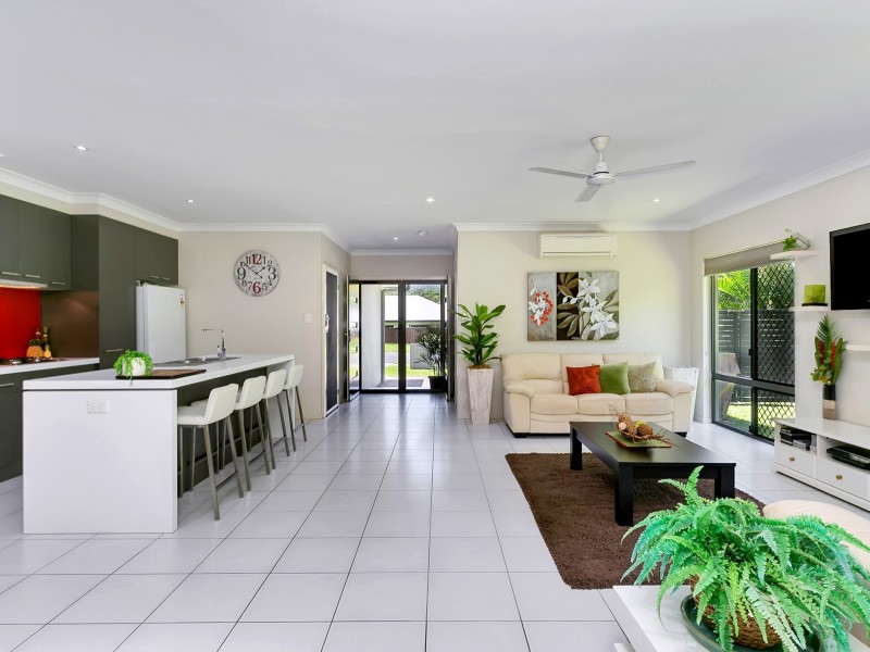 82 Xavier Herbert Drive, Redlynch QLD 4870