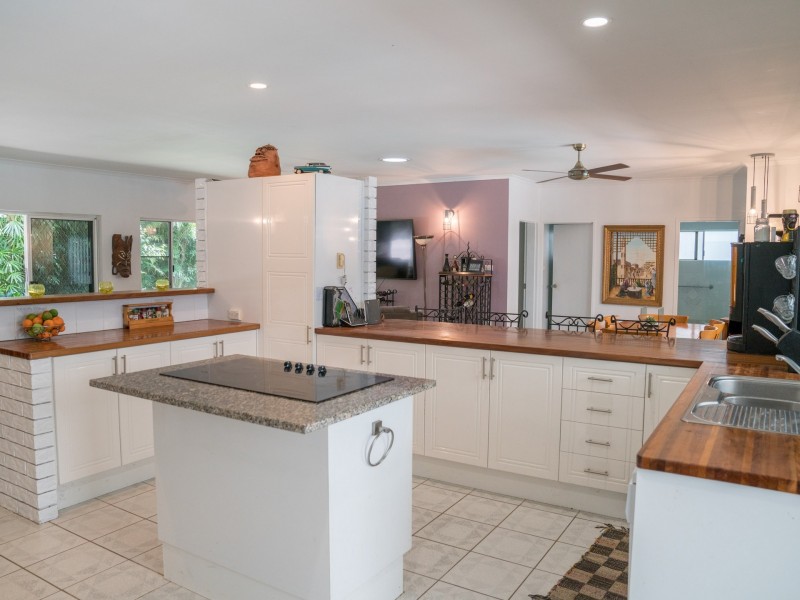 18 Butler Drive, Kuranda QLD 4881