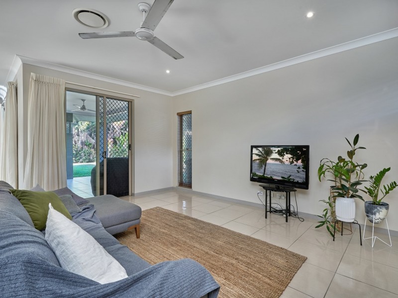 4/2-12 Paradise Palms Drive, Kewarra Beach QLD 4879