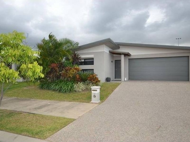 3 Thooler Vista, Trinity Park QLD 4879