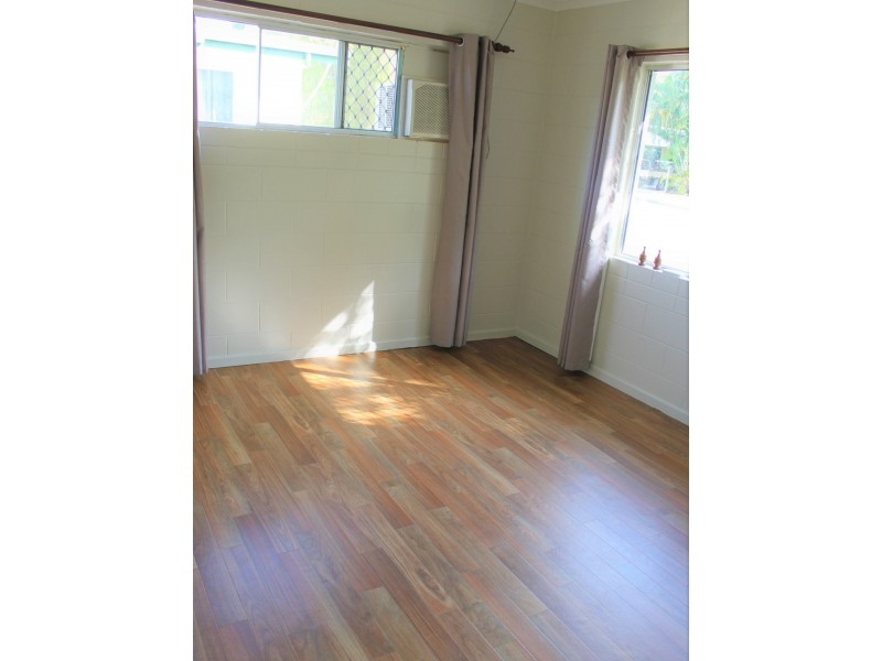 12 Samuel Street, Yorkeys Knob QLD 4878