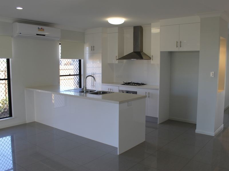 7 Munburra Parade, Smithfield QLD 4878