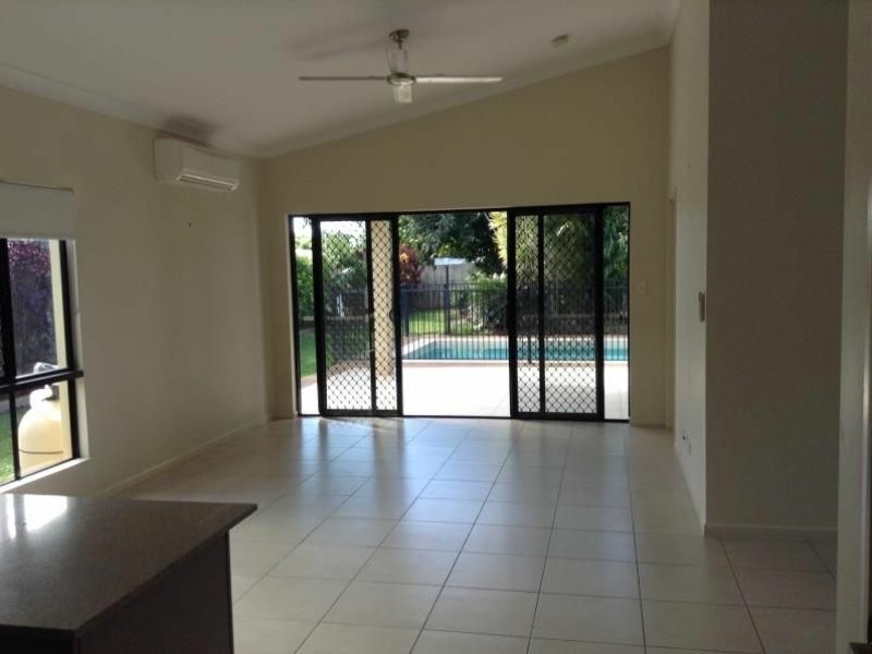 1/20-22 Manus Street, Trinity Beach QLD 4879