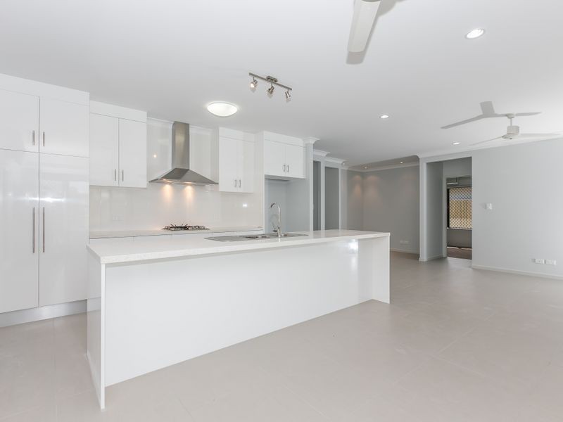 34 Carter Close, Smithfield QLD 4878