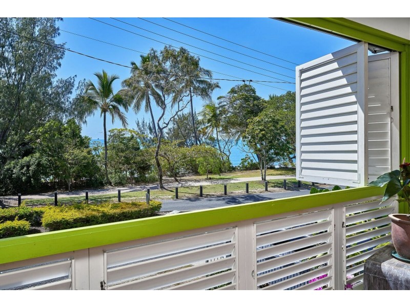 131 Arlington Esplanade, Clifton Beach QLD 4879