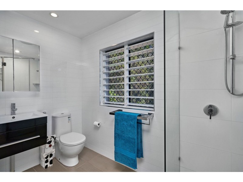 131 Arlington Esplanade, Clifton Beach QLD 4879