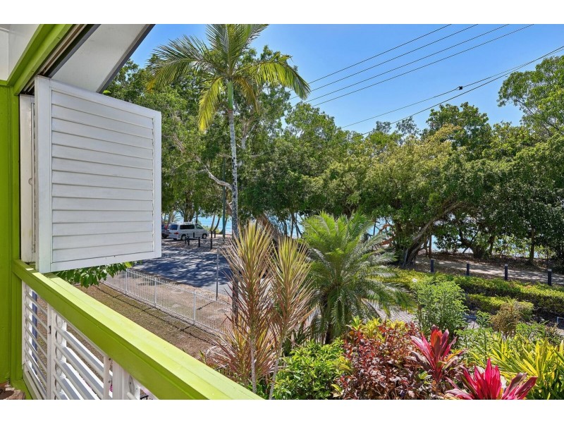 131 Arlington Esplanade, Clifton Beach QLD 4879