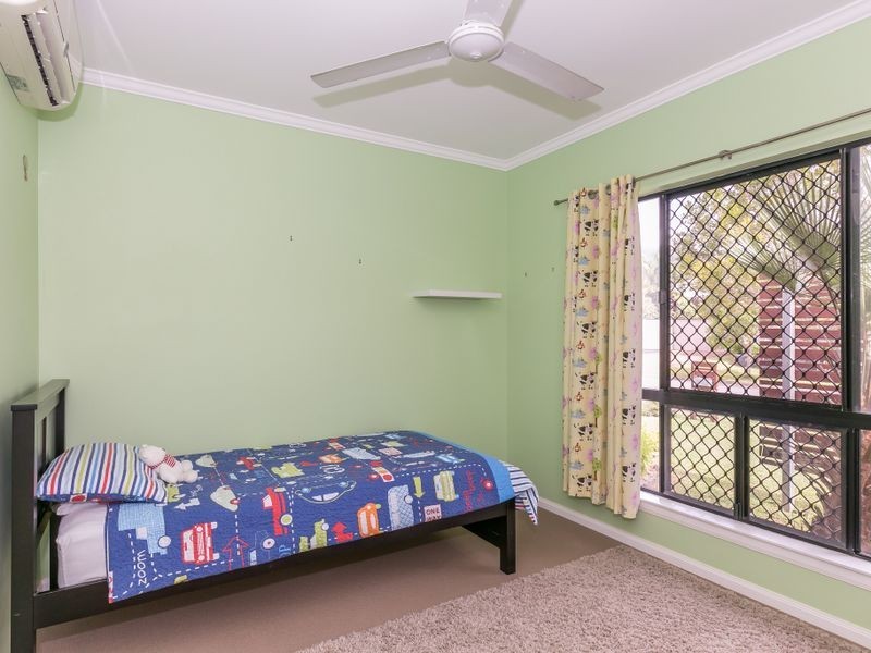 25 Corkwood Street, Kewarra Beach QLD 4879