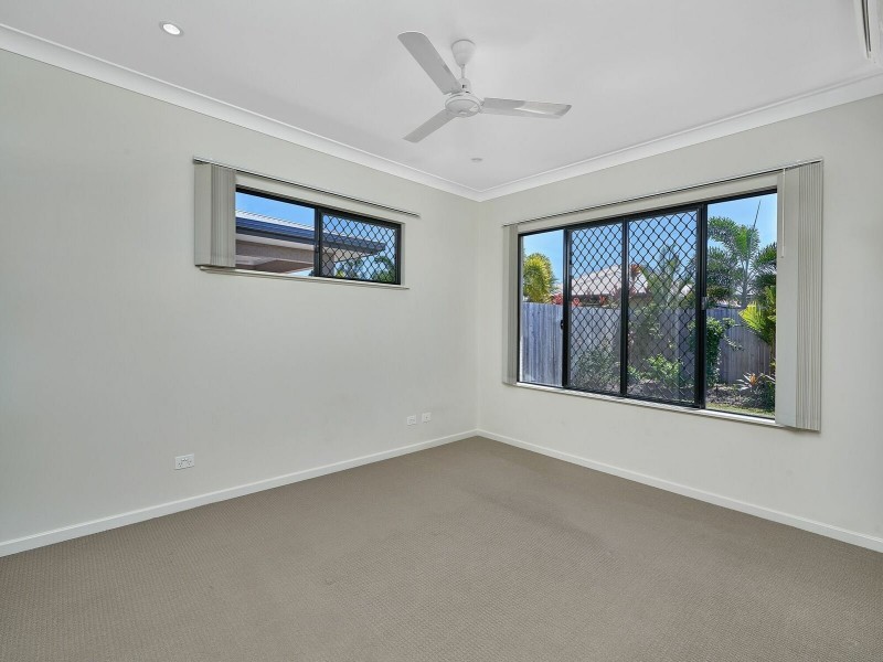 27 Castleton Entrance, Smithfield QLD 4878