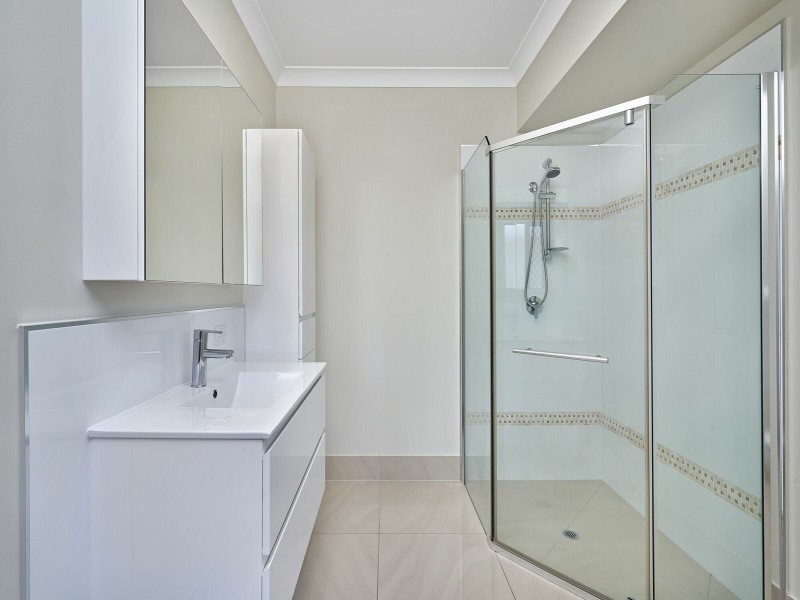 27 Castleton Entrance, Smithfield QLD 4878